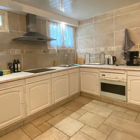 Avec Acces Prive A La Riviere Ladern-sur-Lauquet